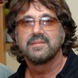 Shuki Levy
