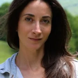 Lauren Oliver