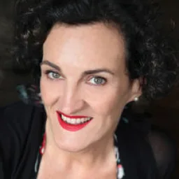 Sarah-Kate Lynch