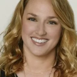 Liz Tigelaar