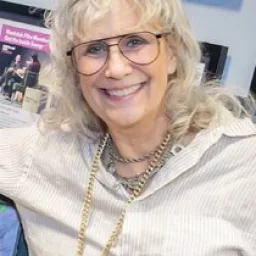 Lizz Winstead