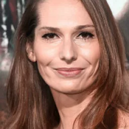 Geneva Robertson-Dworet