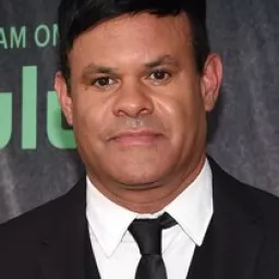 Elgin James