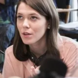 Zoe Robyn