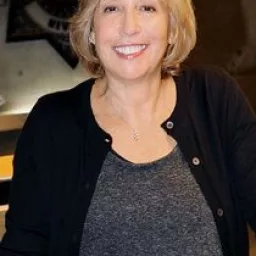 Carol Mendelsohn