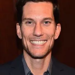 Peter Nowalk