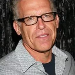 Carlton Cuse